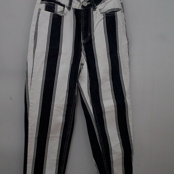 Urban Outfitters BDG Striped High Waisted Mom Jeans - Picture 3 of 6